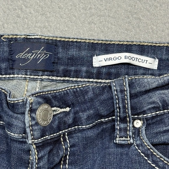 Daytrip Virgo Bootcut Jeans Womens 30S (32x28) Midrise Short Dark Wash Denim - Picture 2 of 11